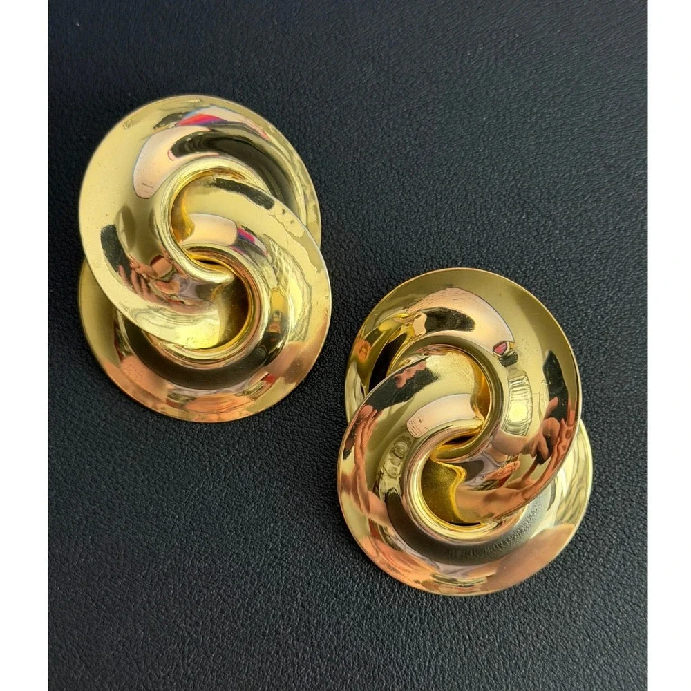 Vintage Earrings 80s Pop Glam Gold Tone